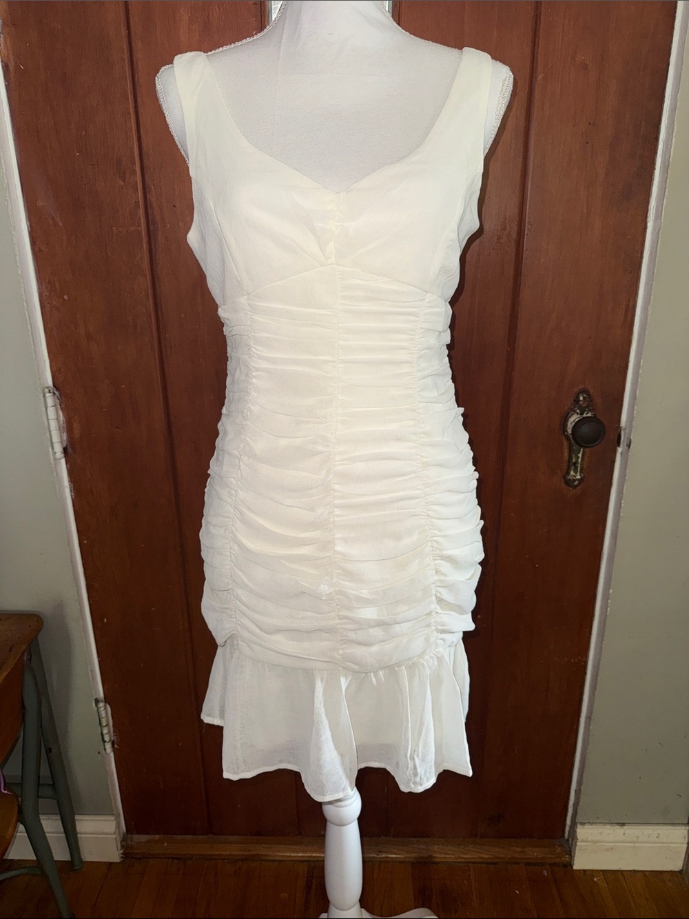 She + Sky Off White Ruched Sleeveless Dress with Flounce Hem NWT Medium